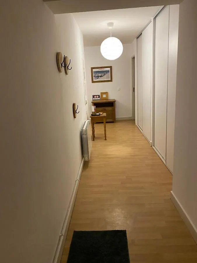 Appartement Le Fleuri Ensoleille De Guzet à Ustou
