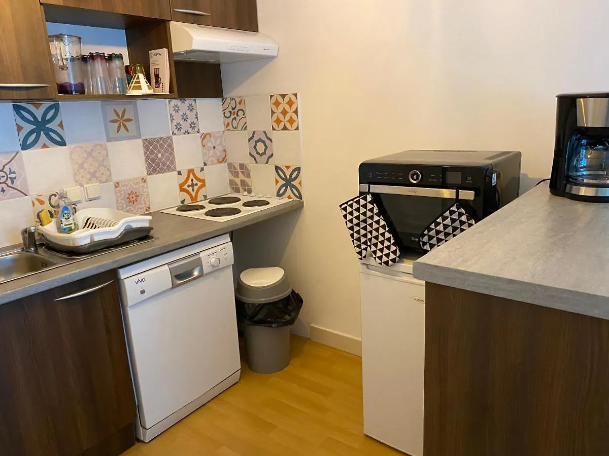 Appartement Le Fleuri Ensoleille De Guzet à Ustou