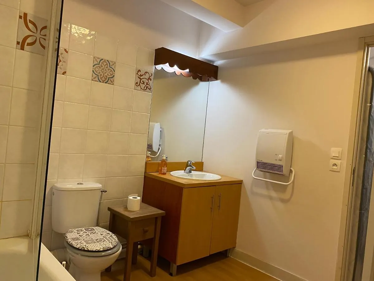 Appartement Le Fleuri Ensoleille De Guzet à Ustou France